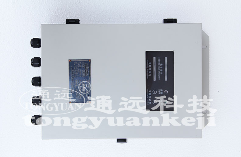 主機2.jpg 主機2.jpg